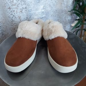 women's lc lauren conrad faux fur clog slippers